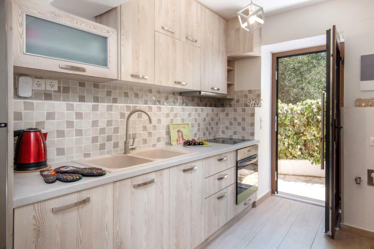 Sweet Home Apartment Gaios Exterior photo